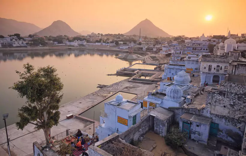 4 Days Jaipur Pushkar Mandawa Tour with Delhi Drop
